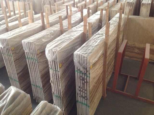 Travertine Slab Packing.jpg